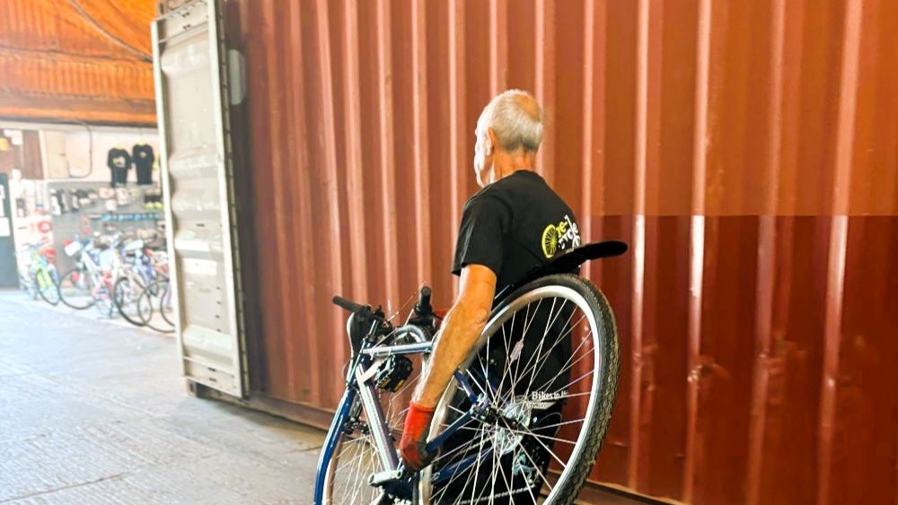 Re-Cycle Container 014 (Nigeria) First Bike being loaded in