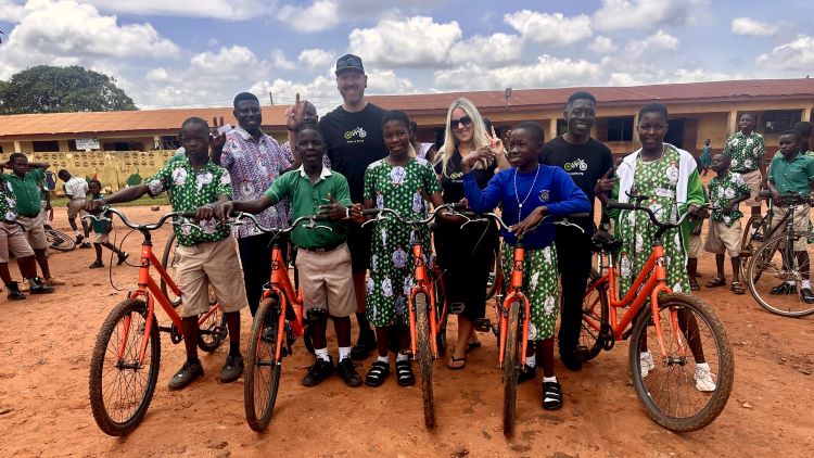 Kranka Roman Catholic School (2) VBP Ghana - Center Parcs Bike